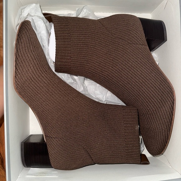 Everlane Glove Boot - Picture 4 of 6
